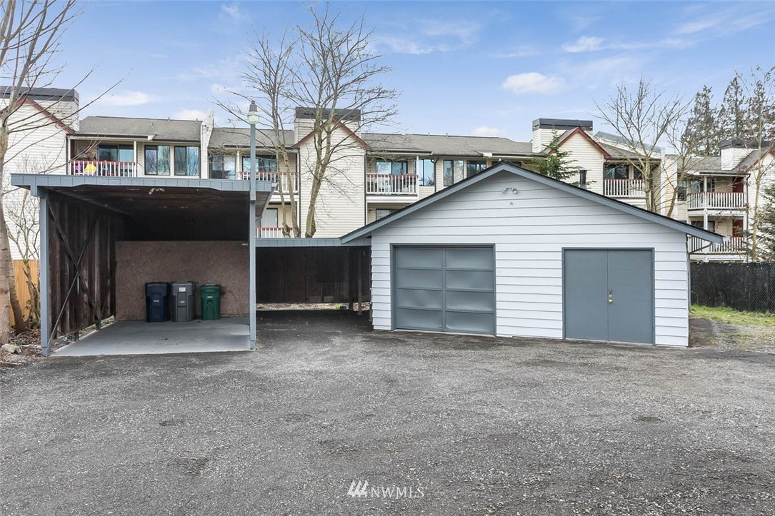 10831 Southeast 168th Street Renton, WA 98055 - Photo 17 of 21