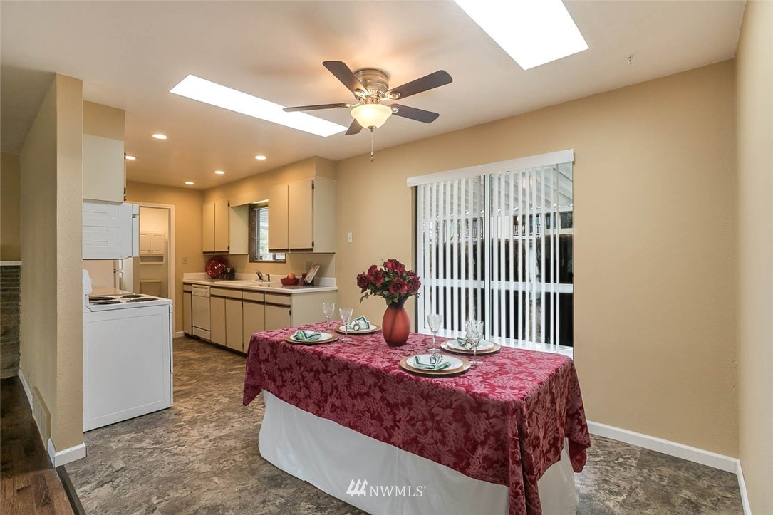 10831 Southeast 168th Street Renton, WA 98055 - Photo 7 of 21