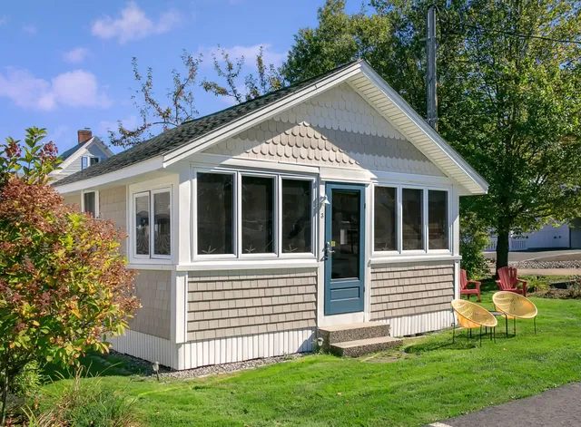 $385,000 | 3 Breakwater Court, Unit 1, Kennebunk, ME 04043