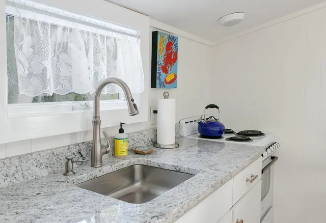 $385,000 | 3 Breakwater Court, Unit 1, Kennebunk, ME 04043