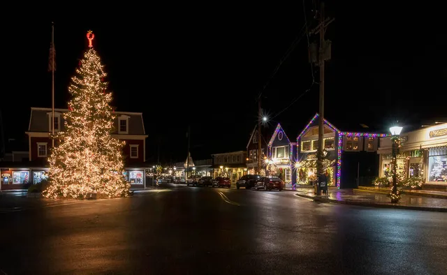 $385,000 | 3 Breakwater Court, Unit 1, Kennebunk, ME 04043