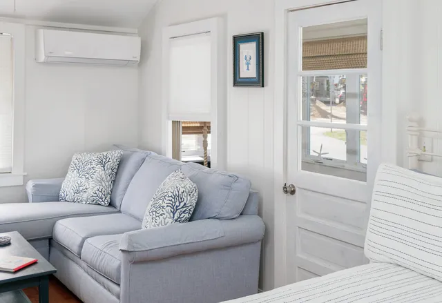 $385,000 | 3 Breakwater Court, Unit 1, Kennebunk, ME 04043