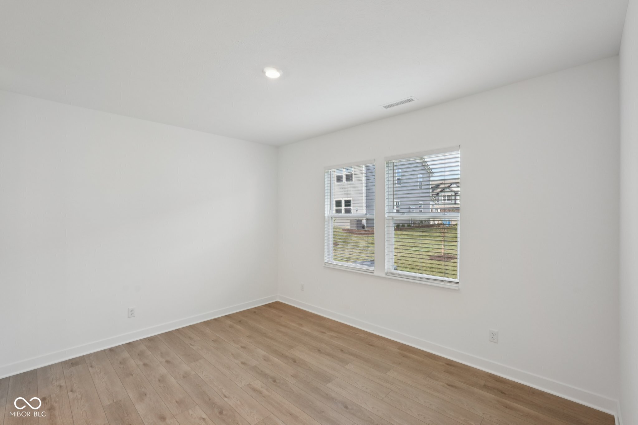 15246 Swallow Fls Way Fishers, IN 46037 - Photo 16 of 50