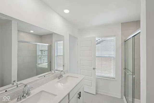 $2,775 | 15246 Swallow Fls Way, Fishers, IN 46037