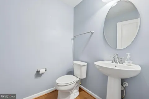 $2,700 | 14619 Featherstone Gate Drive, Woodbridge, VA 22191