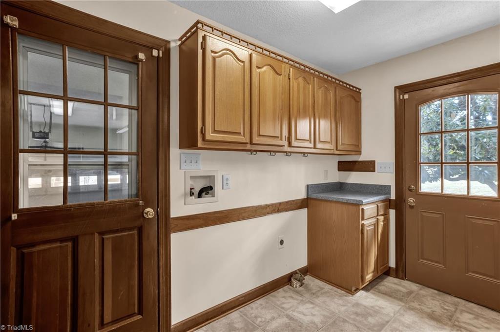 7721 Alcorn Road Greensboro, NC 27409 - Photo 15 of 49