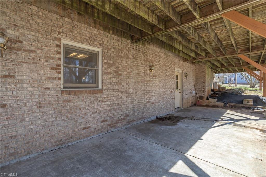 7721 Alcorn Road Greensboro, NC 27409 - Photo 40 of 49