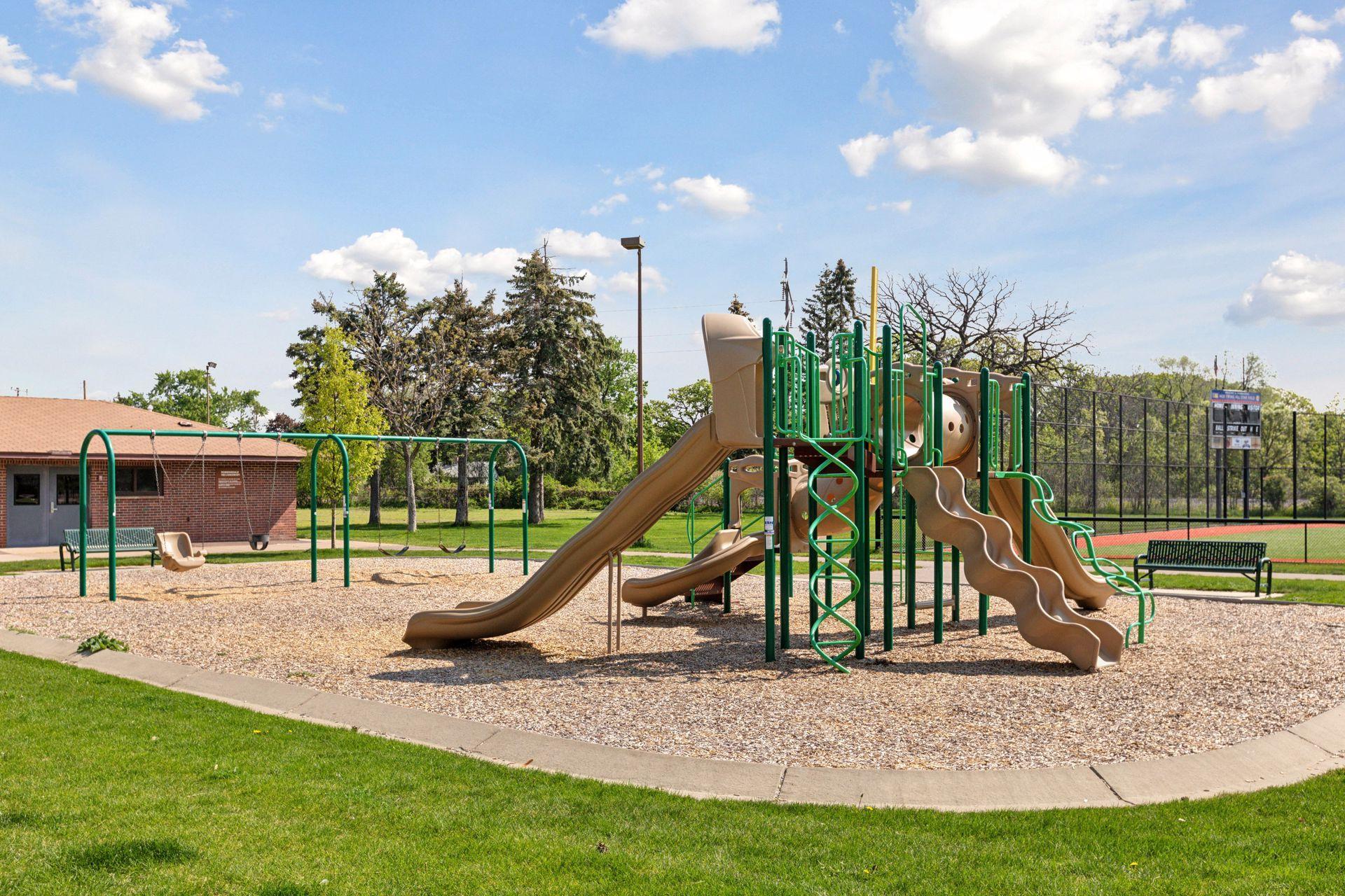 3833 Noble Avenue North Robbinsdale, MN 55422 - Photo 53 of 71