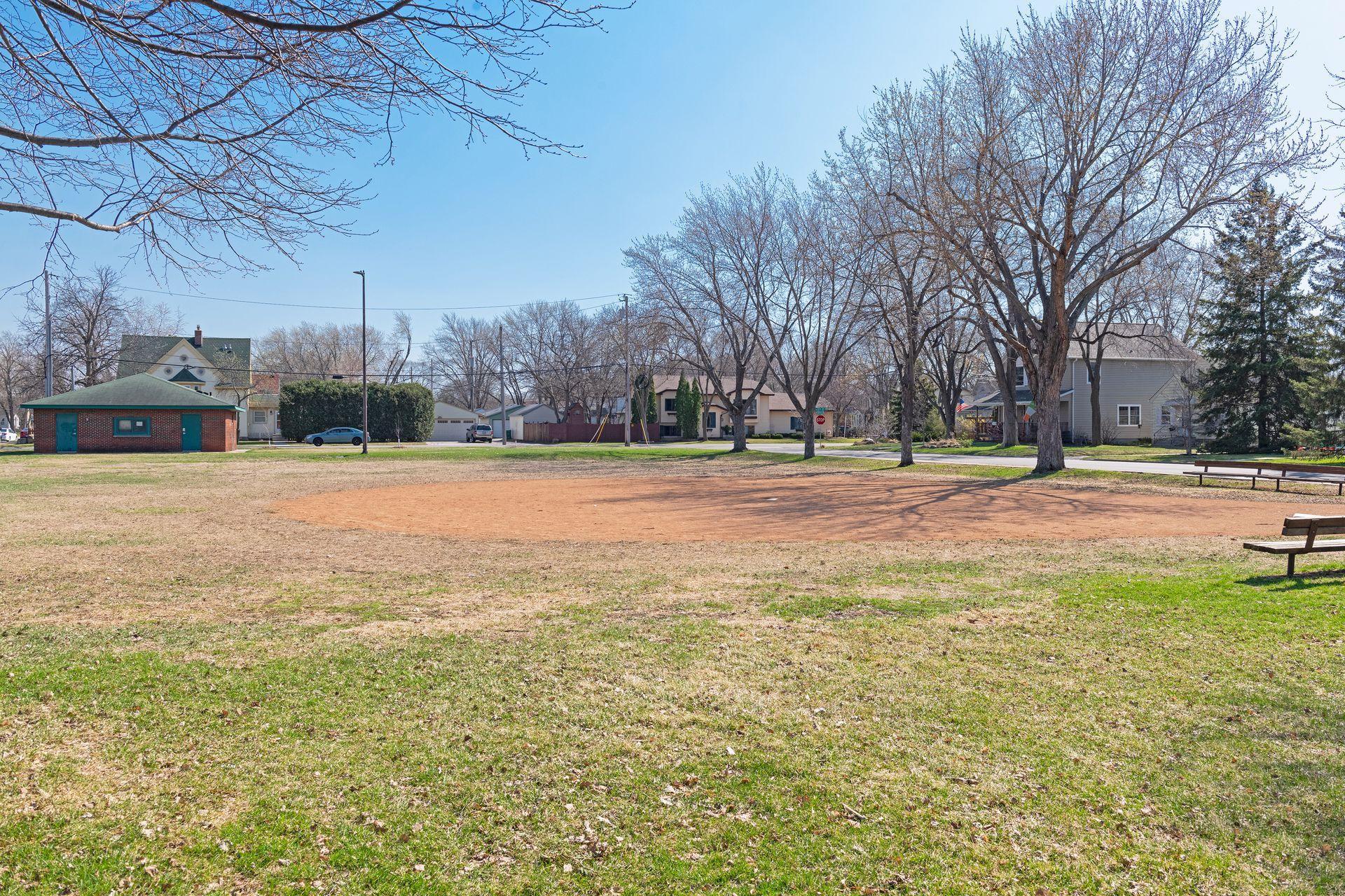 3833 Noble Avenue North Robbinsdale, MN 55422 - Photo 55 of 71