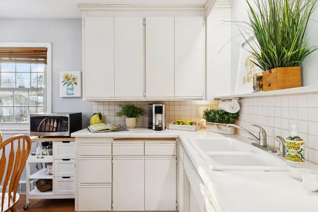 $305,000 | 3833 Noble Avenue North, Robbinsdale, MN 55422