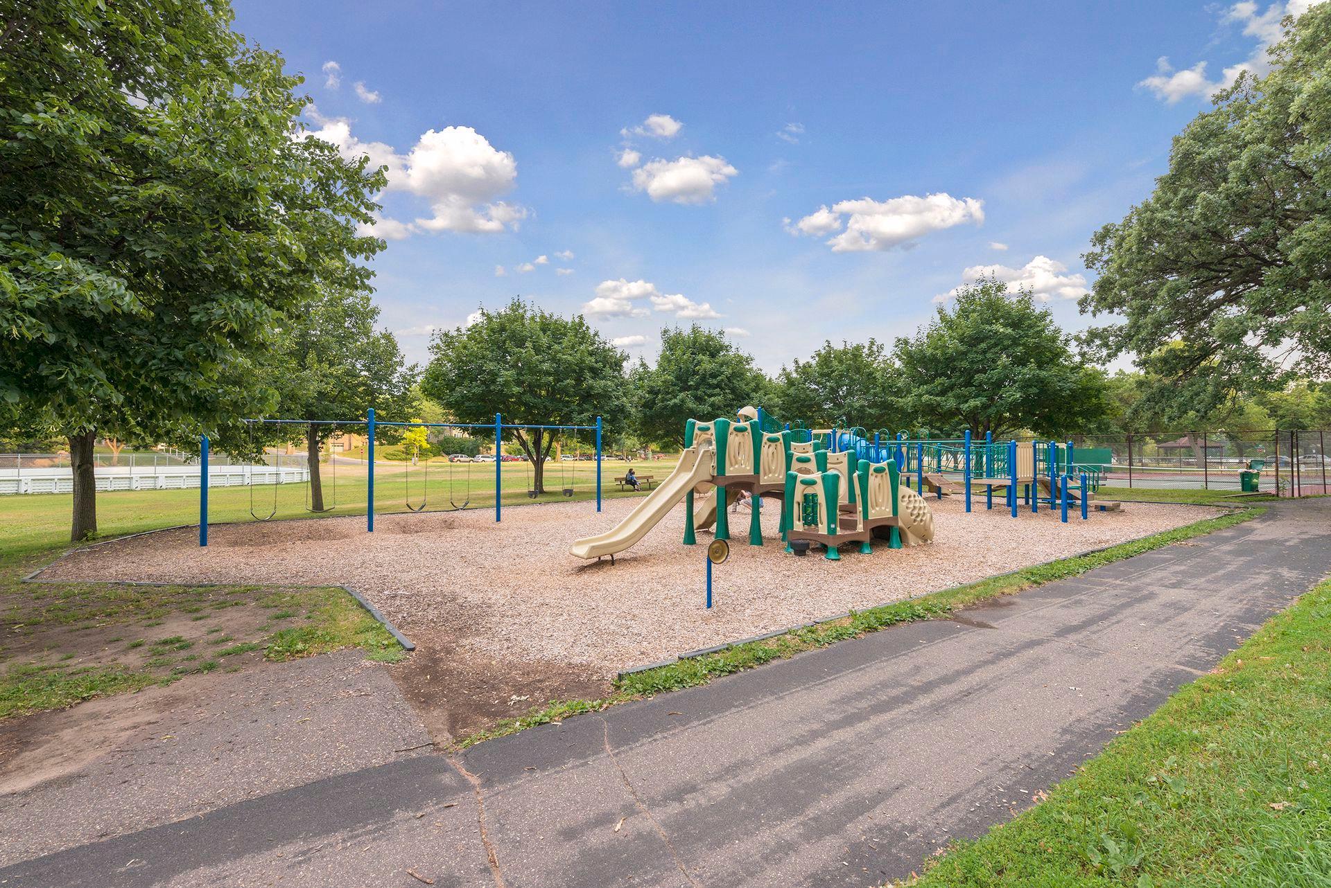 3833 Noble Avenue North Robbinsdale, MN 55422 - Photo 70 of 71