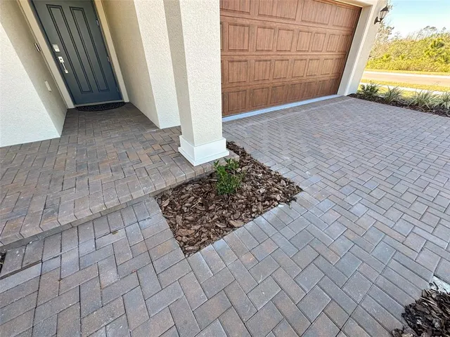 $2,300 | 17216 Mango Shay Court, Land O Lakes, FL 34638
