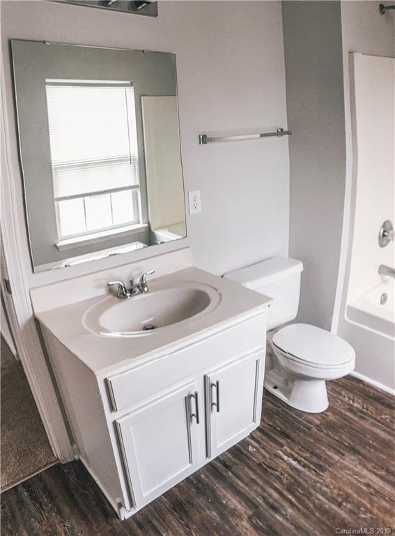 2039 Pimpernel Road Charlotte, NC 28213 - Photo 29 of 44 a bathroom with a sink and a toilet
