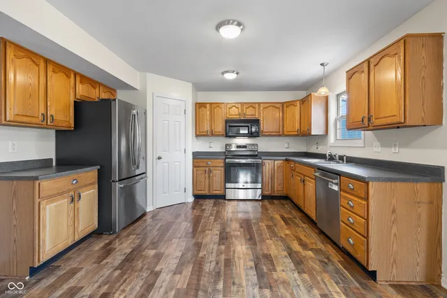 $2,200 | 7913 Meadow Bend Lane, Indianapolis, IN 46259