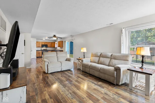 $2,200 | 7913 Meadow Bend Lane, Indianapolis, IN 46259