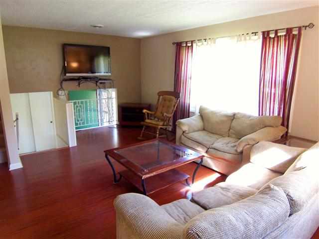 2614 Fairhaven Road Davenport, IA 52803 - Photo 3 of 16 Gallery Image 3