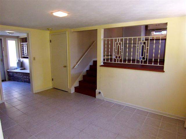 2614 Fairhaven Road Davenport, IA 52803 - Photo 6 of 16 Gallery Image 6