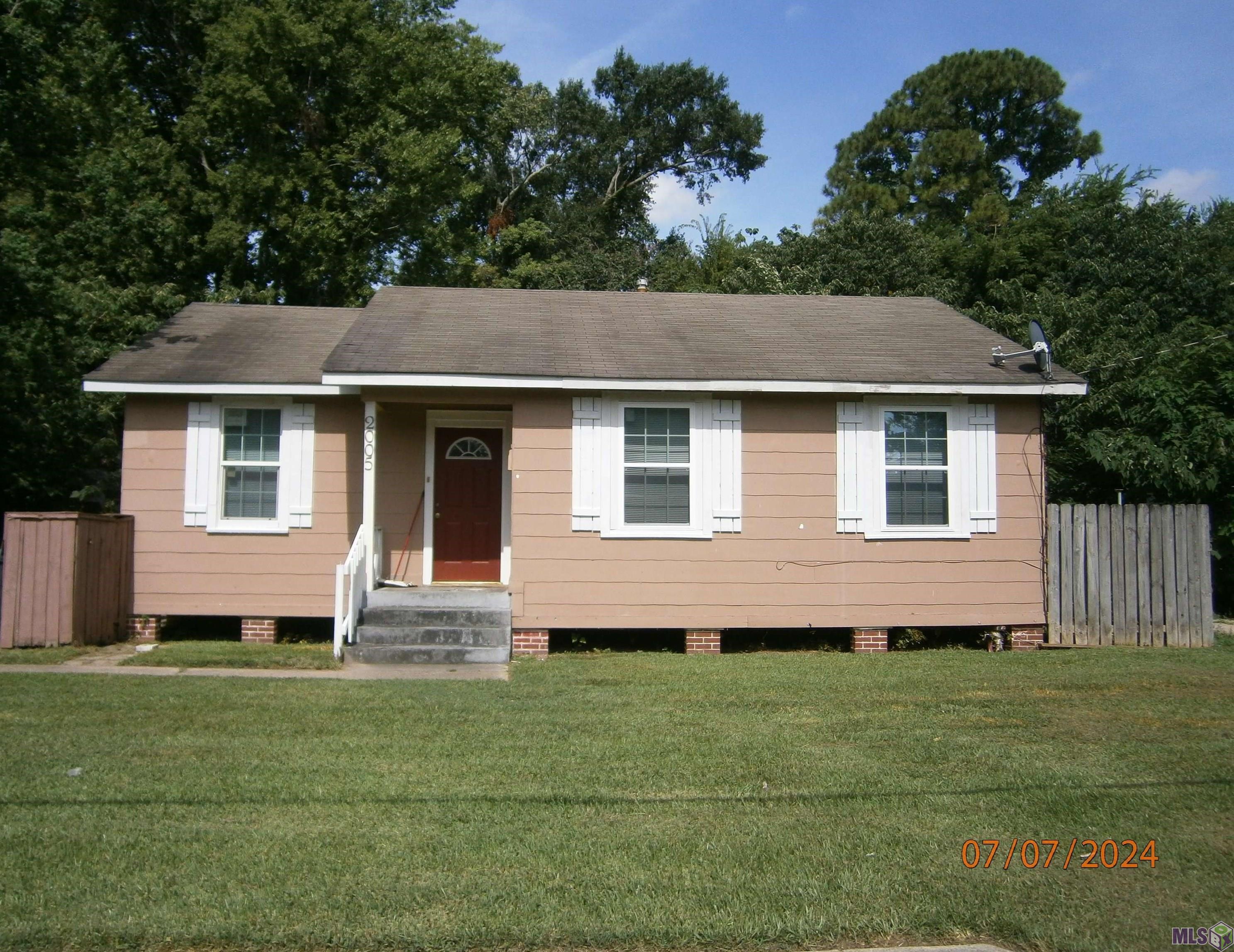 2005 North 38th Street Baton Rouge, LA 70802 - Photo 2 of 20