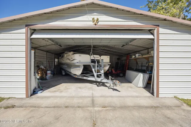 $275,800 | 202 Park Avenue, Crescent City, FL 32112