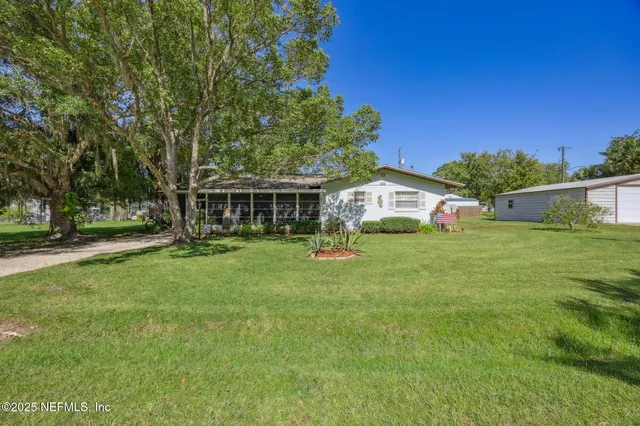 $275,800 | 202 Park Avenue, Crescent City, FL 32112