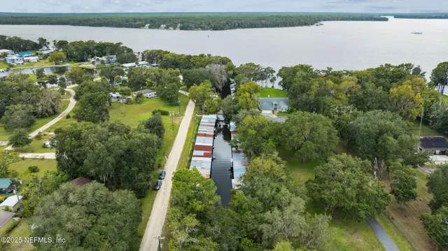 $275,800 | 202 Park Avenue, Crescent City, FL 32112