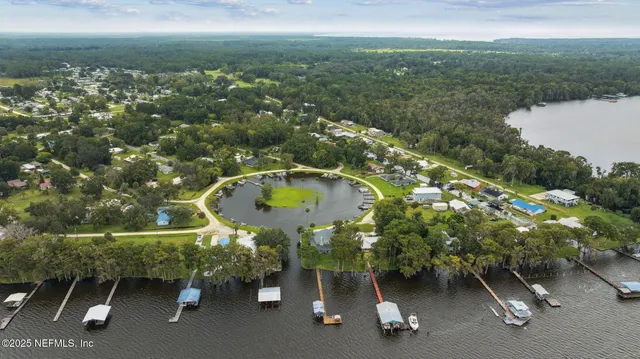 $275,800 | 202 Park Avenue, Crescent City, FL 32112