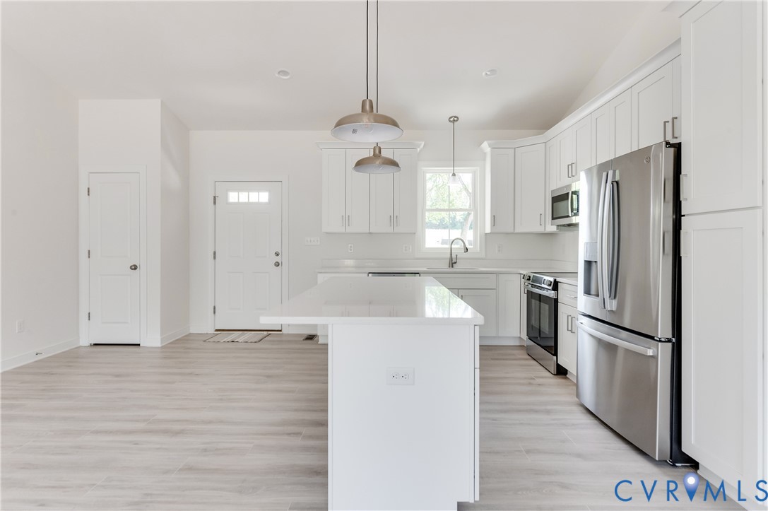1393 Broad St Road Oilville, VA 23129 - Photo 13 of 39 Kitchen featuring stainless steel appliances, whit