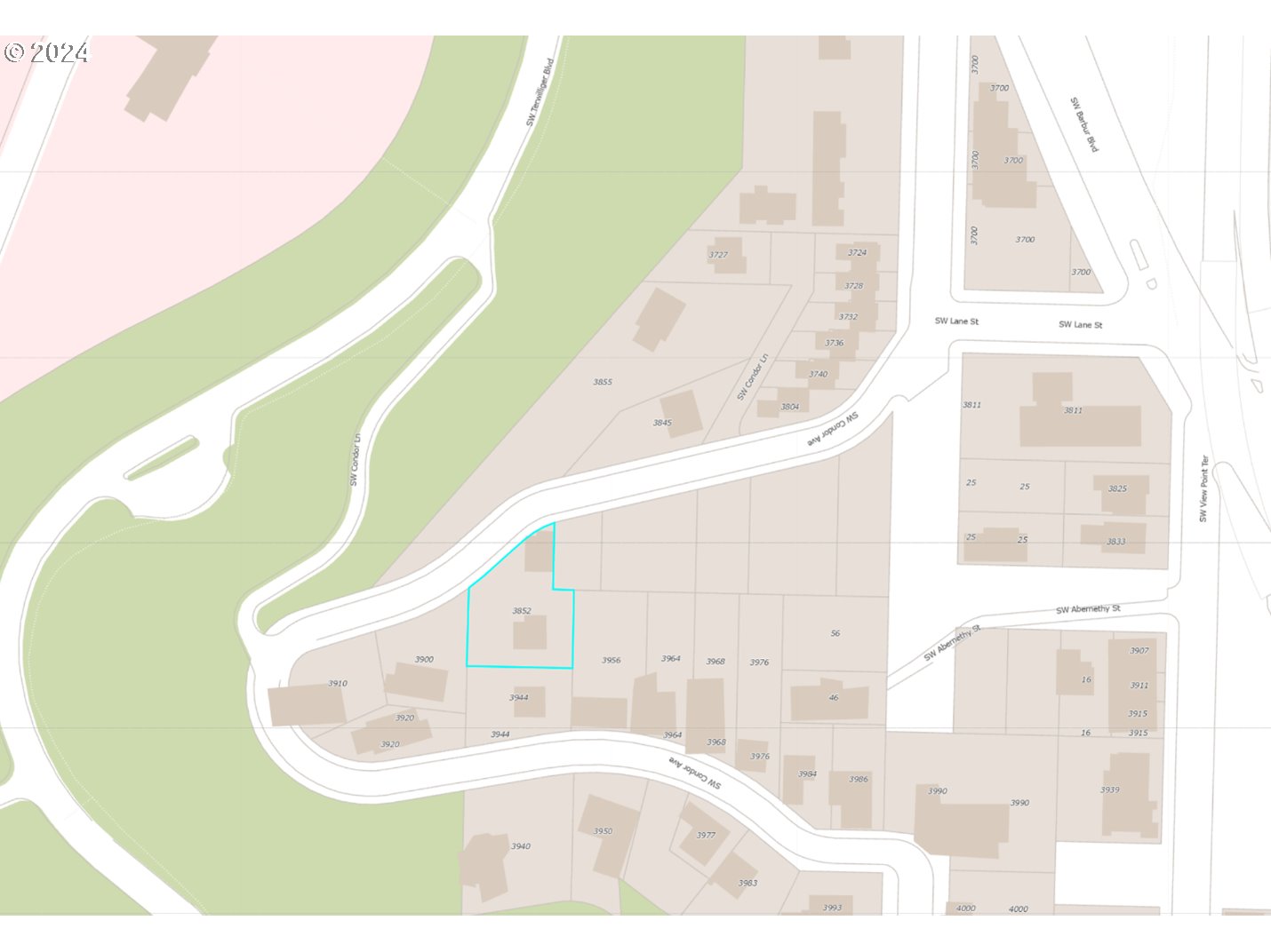 3852 Southwest Condor Avenue Portland, OR 97239 - Photo 5 of 44 a view of a swimming pool with a hallway