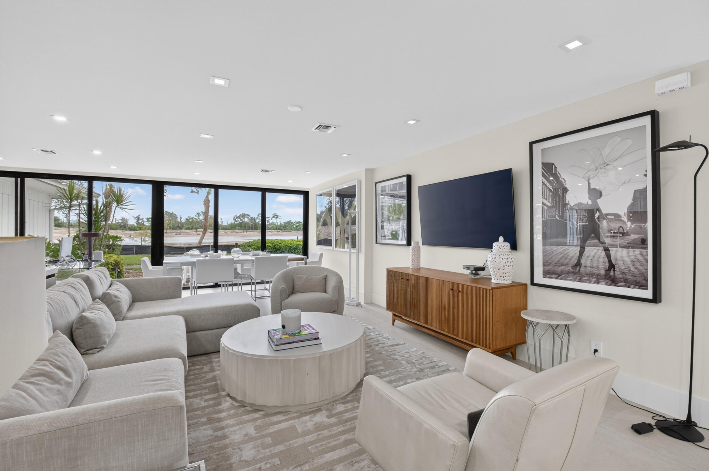 403 Bridgewood Court, Unit 403 Boca Raton, FL 33434 - Photo 6 of 62 LIVING AREA