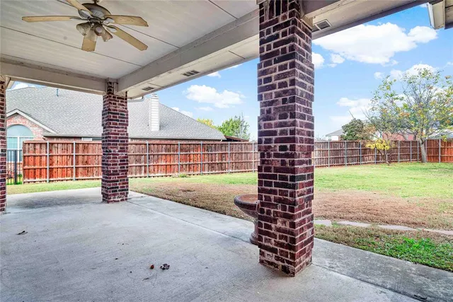 $580,000 | 333 Green Acres Drive, Murphy, TX 75094