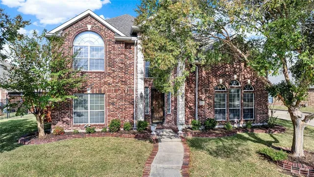 $580,000 | 333 Green Acres Drive, Murphy, TX 75094