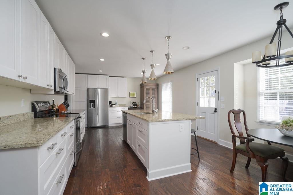 2429 Altadena Road Birmingham, AL 35243 - Photo 8 of 30