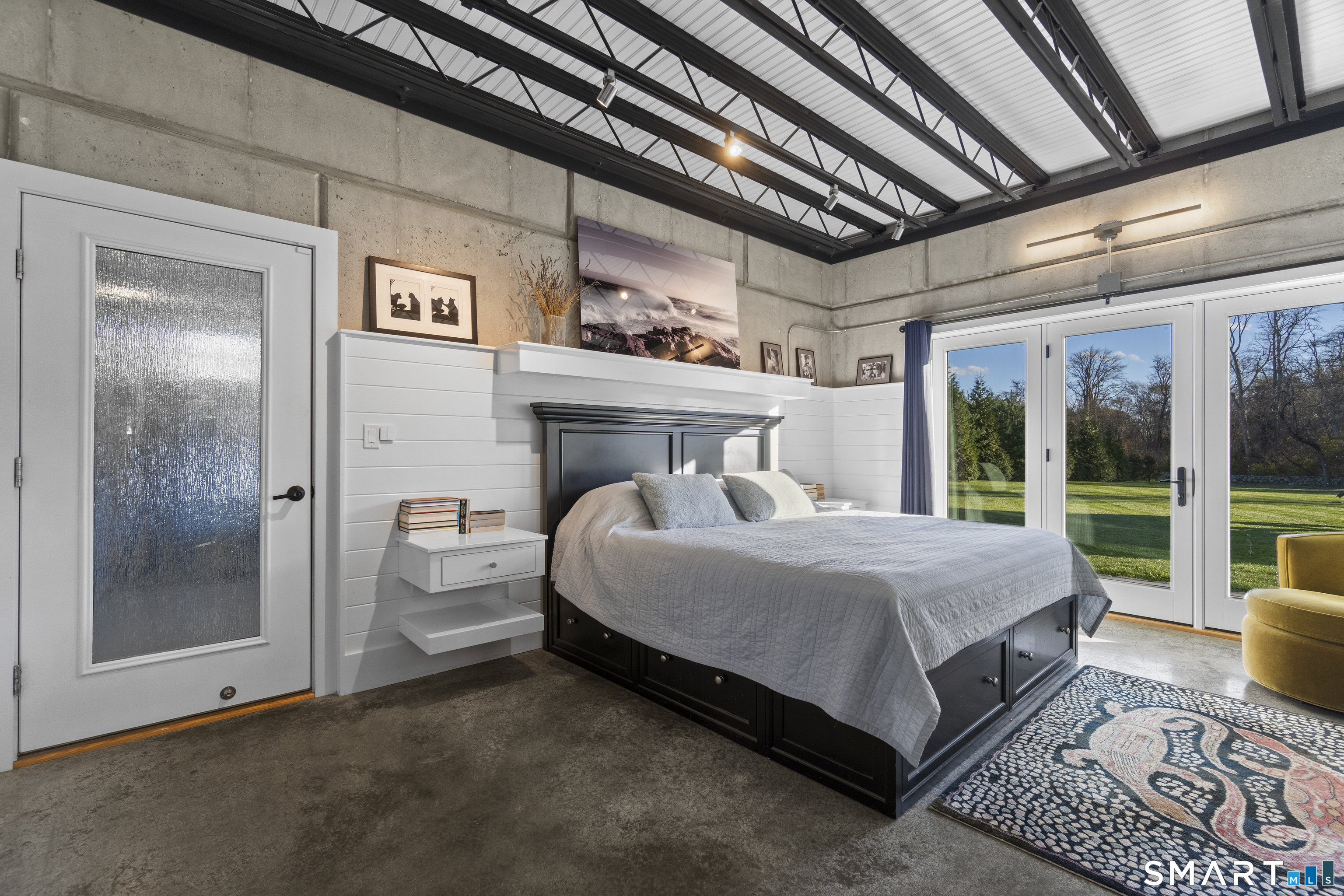 54 Barnes Road Stonington, CT 06378 - Photo 25 of 40 First Floor Primary Suite.