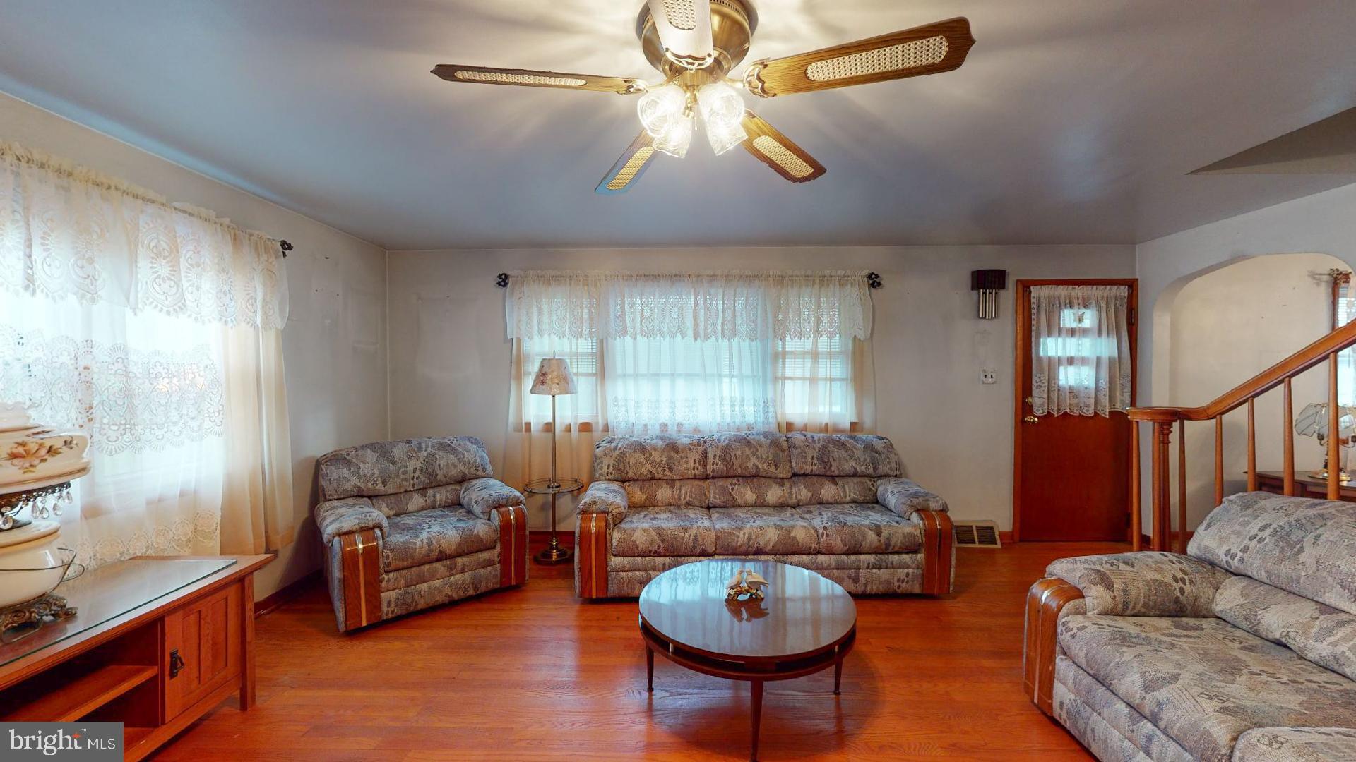 9524 Rocky Ridge Road Rocky Ridge, MD 21778 - Photo 7 of 21 Family Room