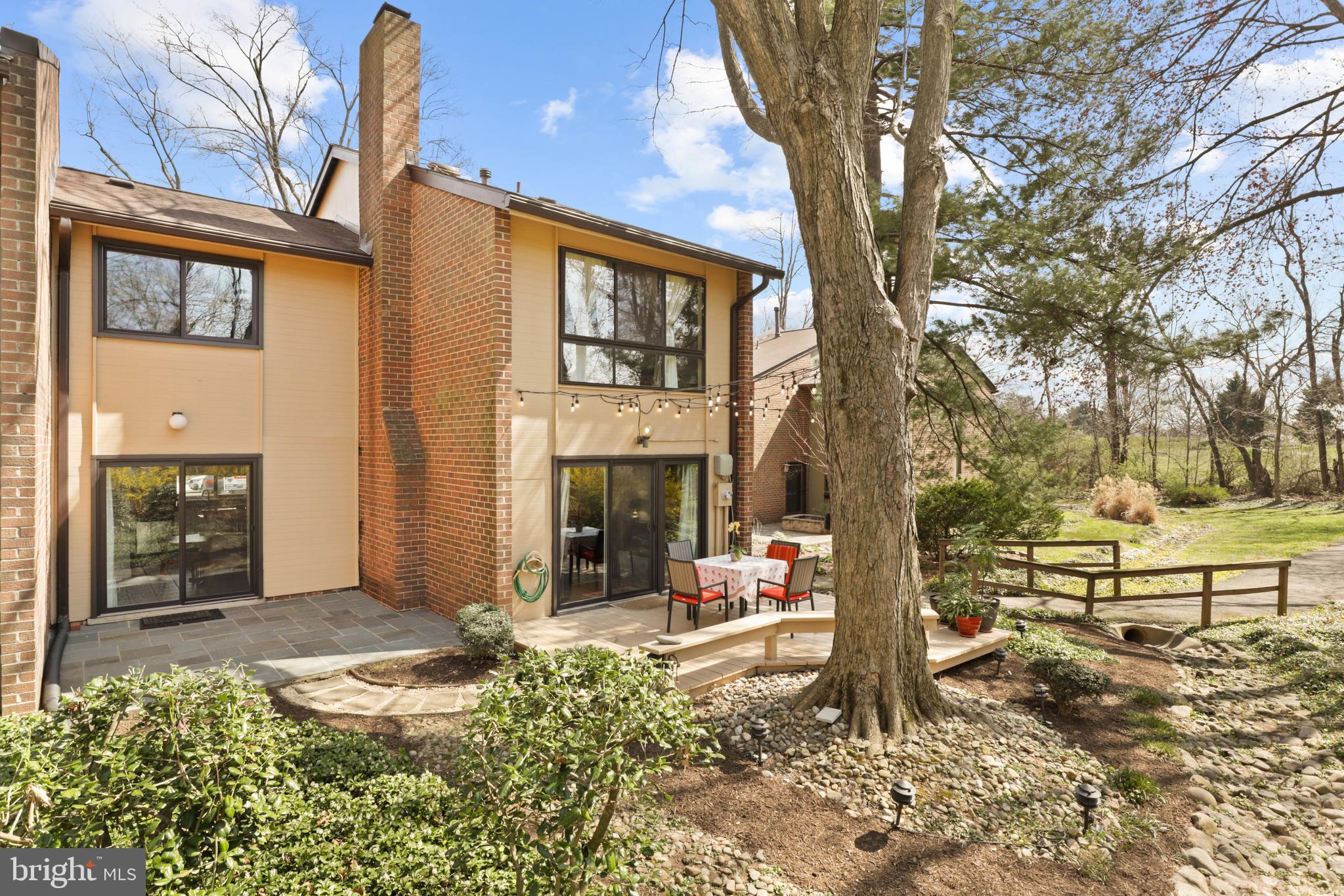 11789 Indian Ridge Road Reston, VA 20191 - Photo 25 of 29 Steps to the Golf Course!