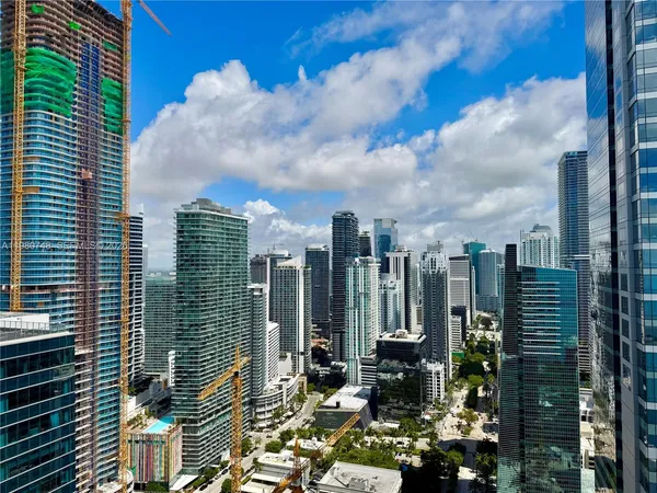 $18,500 | 1451 Brickell Avenue, Unit 4501, Miami, FL 33131