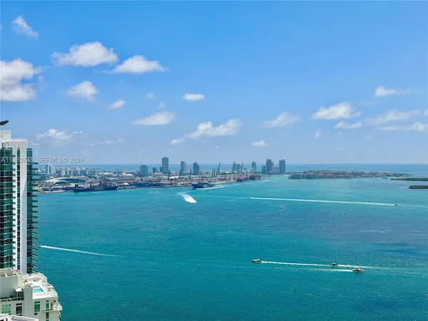 $18,500 | 1451 Brickell Avenue, Unit 4501, Miami, FL 33131