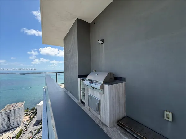 $18,500 | 1451 Brickell Avenue, Unit 4501, Miami, FL 33131