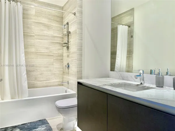 $18,500 | 1451 Brickell Avenue, Unit 4501, Miami, FL 33131