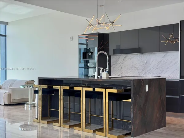 $18,500 | 1451 Brickell Avenue, Unit 4501, Miami, FL 33131