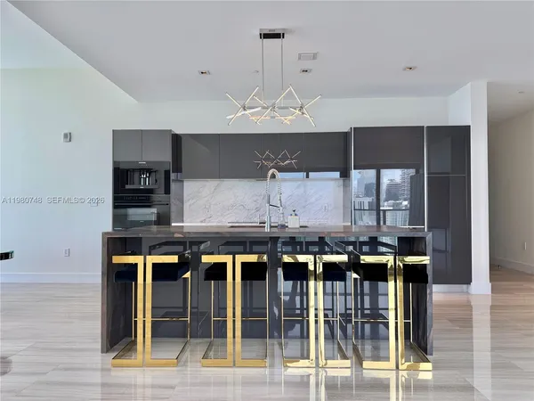 $18,500 | 1451 Brickell Avenue, Unit 4501, Miami, FL 33131