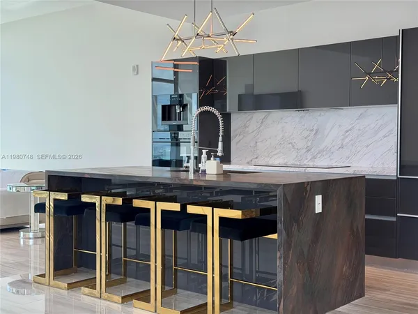 $18,500 | 1451 Brickell Avenue, Unit 4501, Miami, FL 33131
