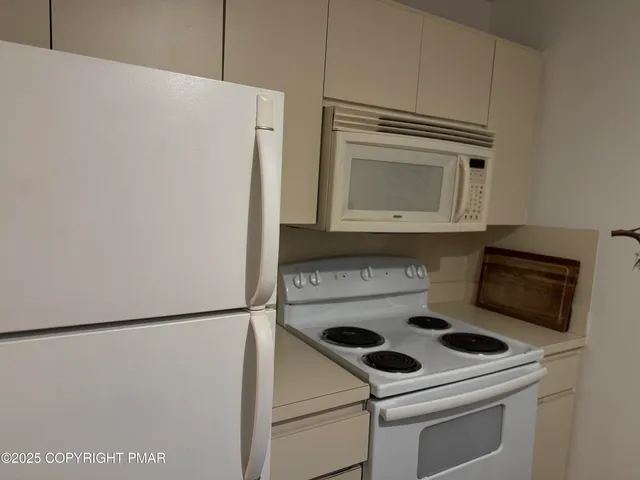 $120,000 | 139 Foxfire Drive, Unit 204, Mount Pocono, PA 18344