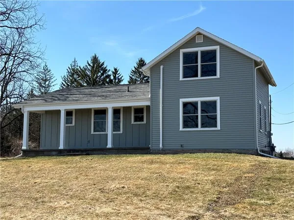 $2,300 | 5667 Dunning Avenue, Auburn, NY 13021