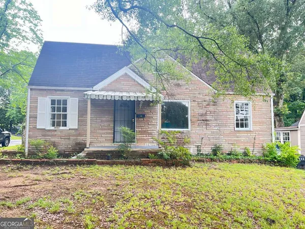 $1,600 | 1870 Grove Avenue, East Point, GA 30344