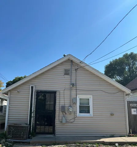 $115,000 | 1721 South 3rd Street, Unit A, Milwaukee, WI 53204