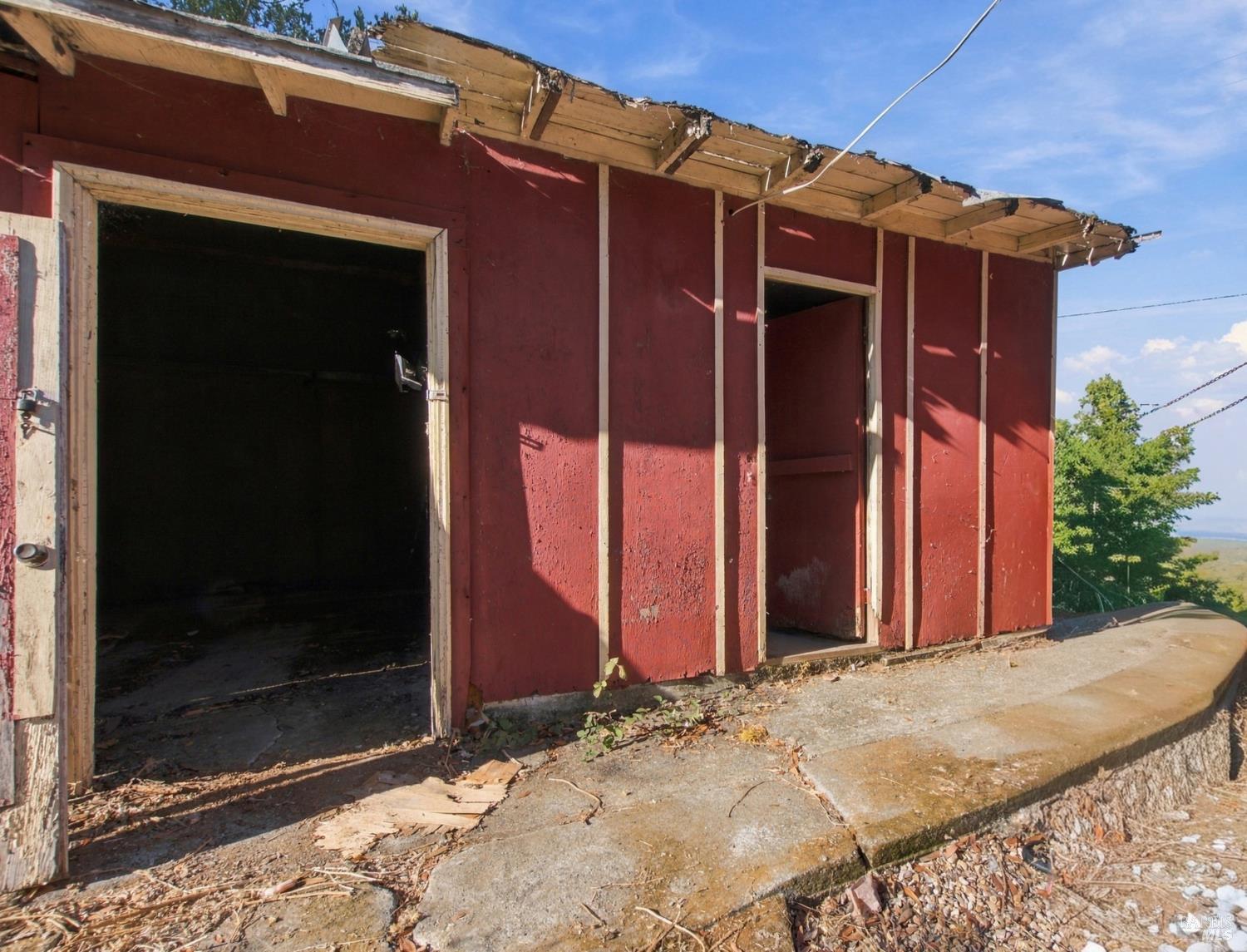 1075 Partrick Road Napa, CA 94558 - Photo 10 of 57 Gallery Image 10