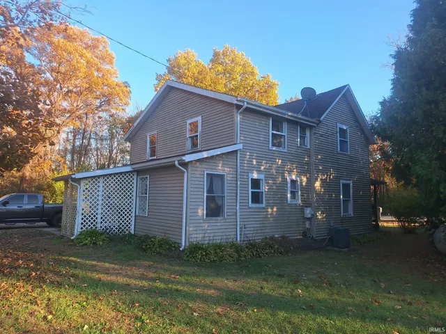 $245,000 | 10140 Highway 10, Culver, IN 46511