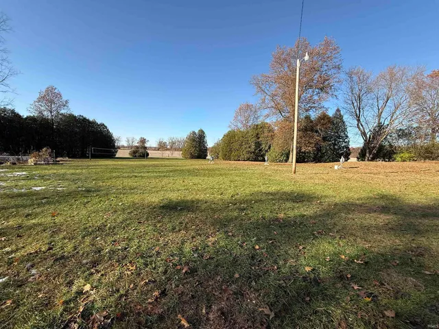 $245,000 | 10140 Highway 10, Culver, IN 46511