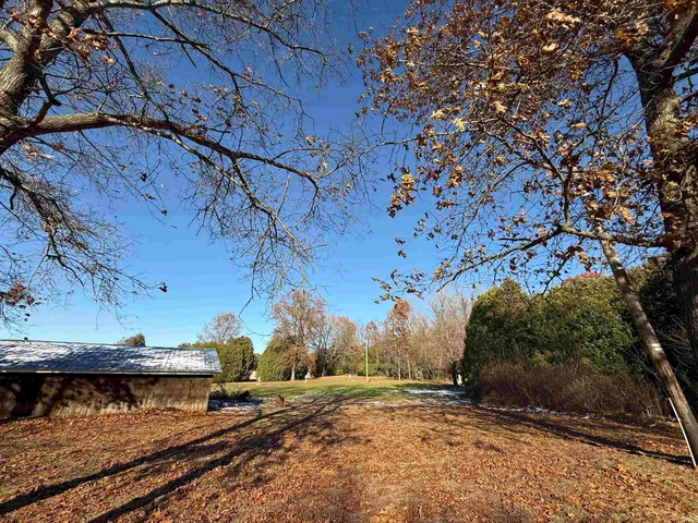 $245,000 | 10140 Highway 10, Culver, IN 46511